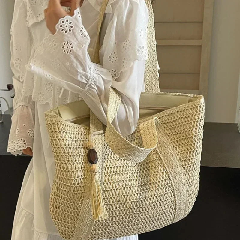 Fashion Straw Summer Large Capacity Tote Bag | Women's Shoulder Bag & Handmade Woven Bag (Fresh Rural Handheld Grass Woven Women Bag)