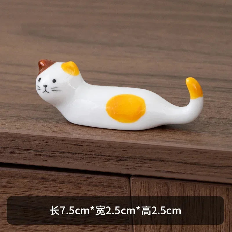 Japanese Style Underglaze Ceramic Cute Cat Chopstick Holder Chopstick Pillow Chopstick Rest Tableware Spoon Bracket