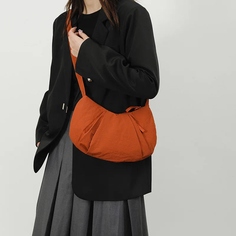 New Large-Capacity Crescent Bag for Women | Trendy Casual Nylon Shoulder & Crossbody Bag (Simple Croissant Style, Commuting)