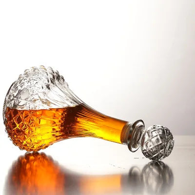 Novelty Design Multi Styles Barware Wine Glass Bottle 250-1000ml Lead-free Glass Whiskey Decanters for Liquor Scotch Bourbon