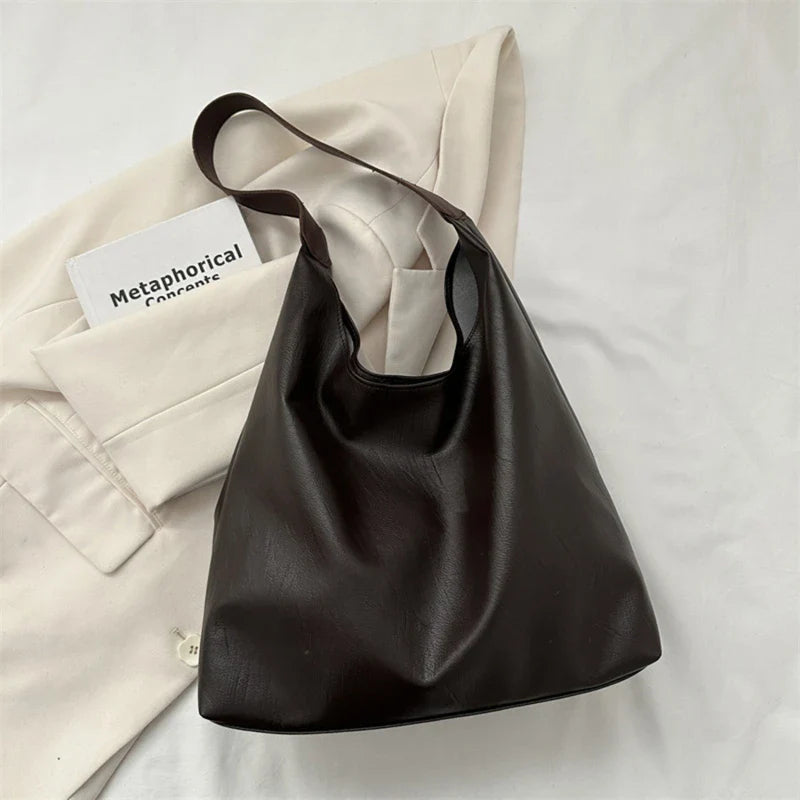 Vintage Soft PU Leather Ladies Shoulder Bag | Commuter Large Handbag & Women's Versatile Tote Underarm Bag (Quality Design)
