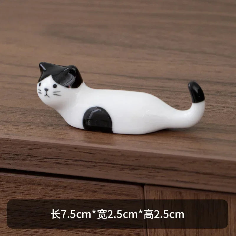 Japanese Style Underglaze Ceramic Cute Cat Chopstick Holder Chopstick Pillow Chopstick Rest Tableware Spoon Bracket