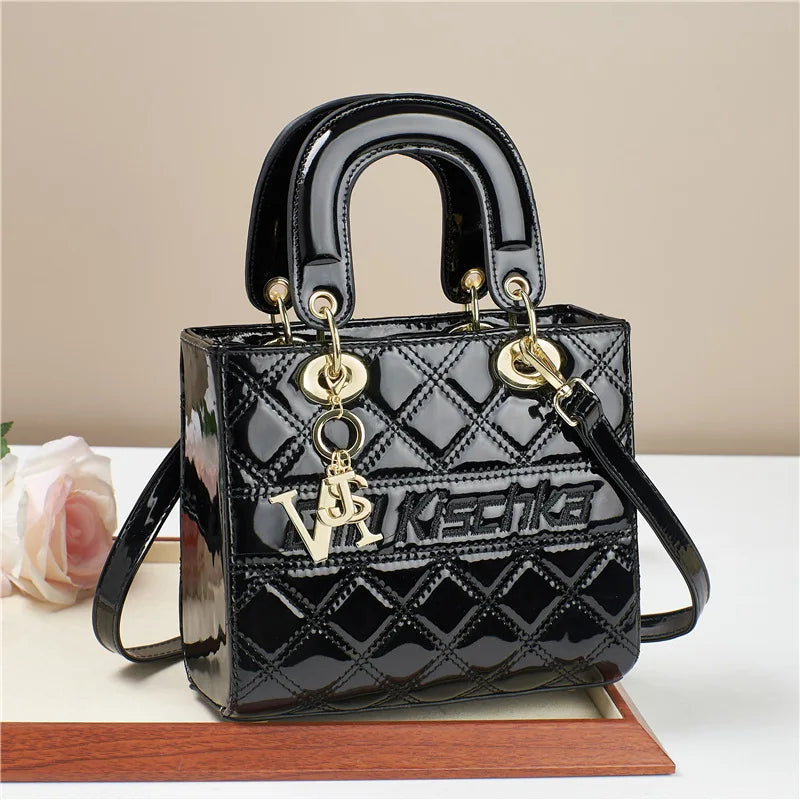 Luxury Brand Designer Daifei Bag | Fashionable New Women's Handbag & Versatile Classic Shoulder & Crossbody Bag (High-Quality)