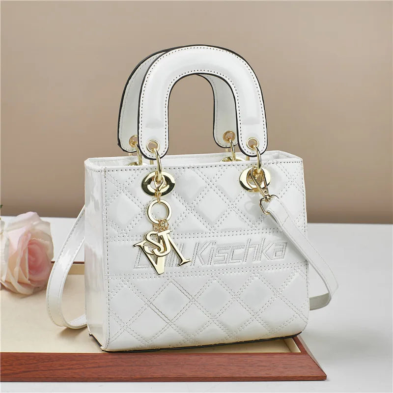 Luxury Brand Designer Daifei Bag | Fashionable New Women's Handbag & Versatile Classic Shoulder & Crossbody Bag (High-Quality)