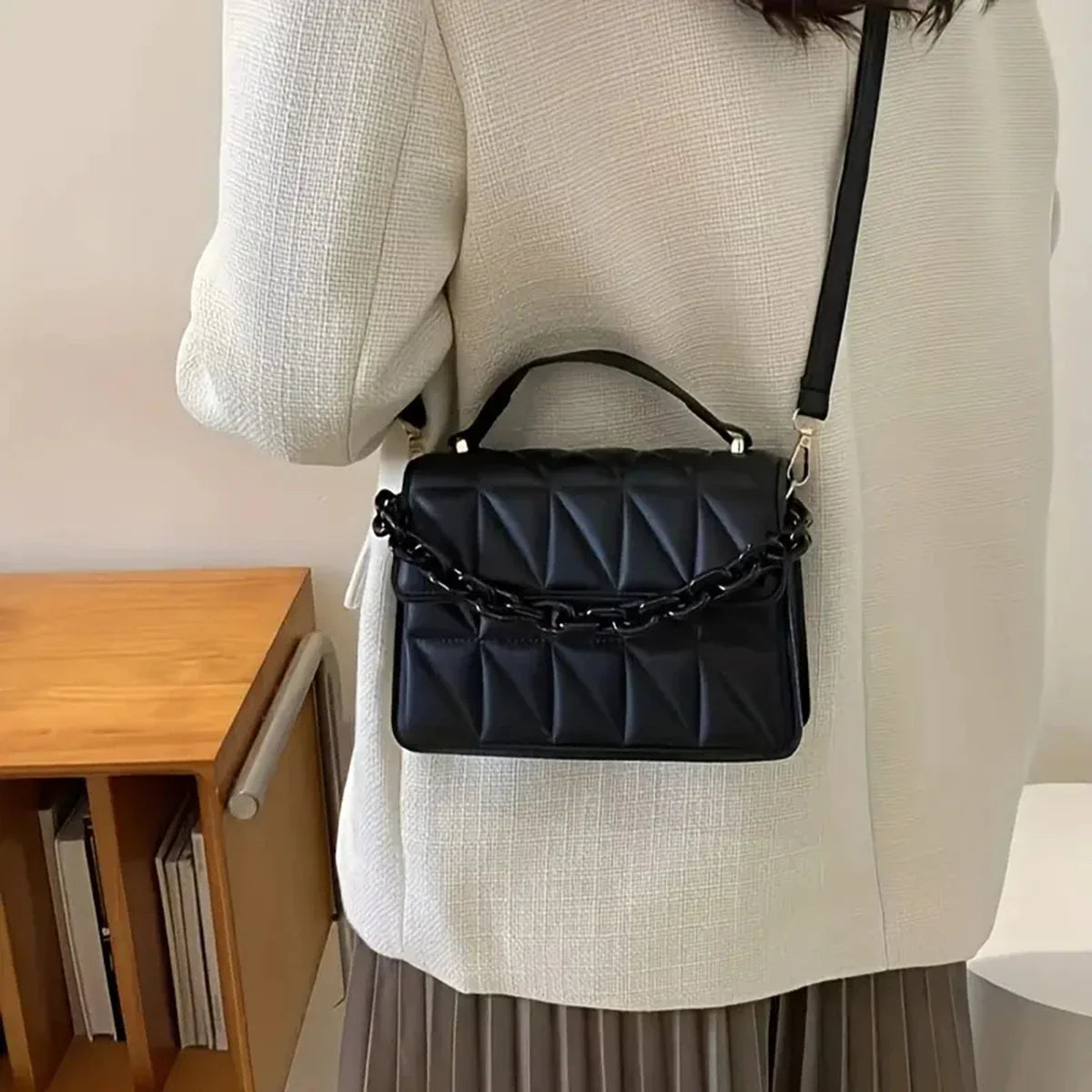 Diamond Chain Handbag Women's | Fashion Retro Embossed Small Square Bag & Single Shoulder Crossbody Bag