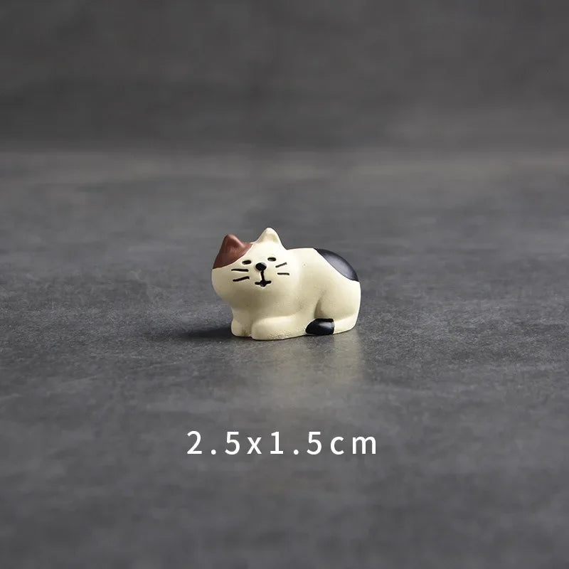 1pc Cartoon Cat Frog Bear Yellow Chair Computer Model Office Ornament Mini Home Decor Crafts Accessories Desktop Figurines Gift