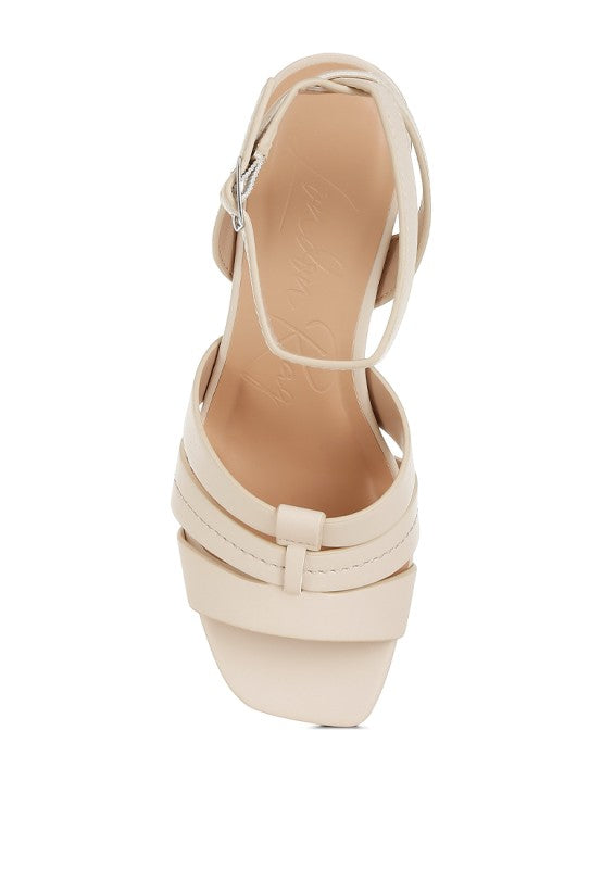 Signora Pin Buckle Ankle Strap Sandals
