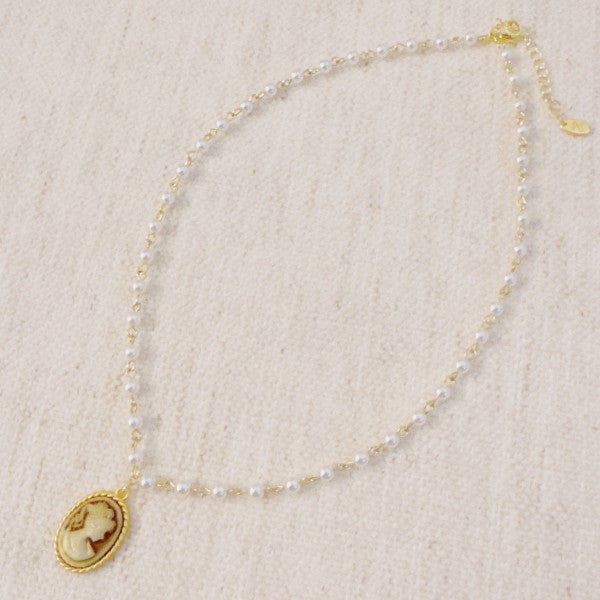 Vintage Pearl Chain Cameo Pendant Necklace