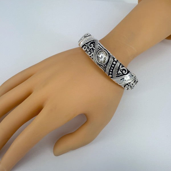 Designer inspired Filigree Stretchable with Glass
