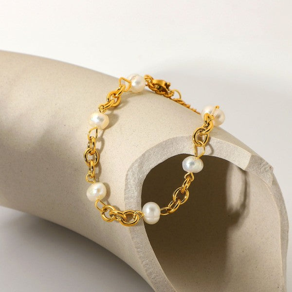 18K Gold Plated Aurelia Pearl Bracelet