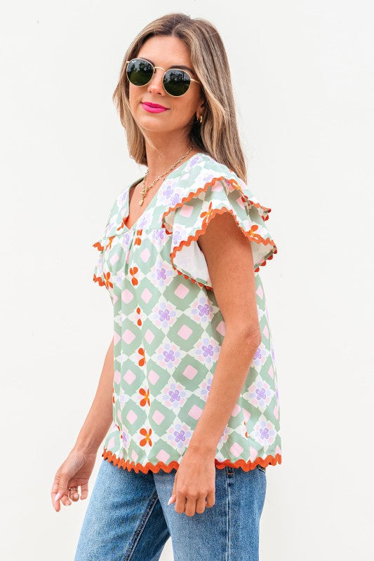 Belen Floral Layered Flutter Sleeve Rac Trim Blous