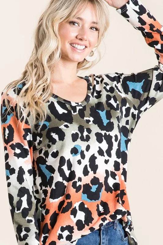 BiBi Gradation Leopard Print Soft Knit Deep U Neck Top