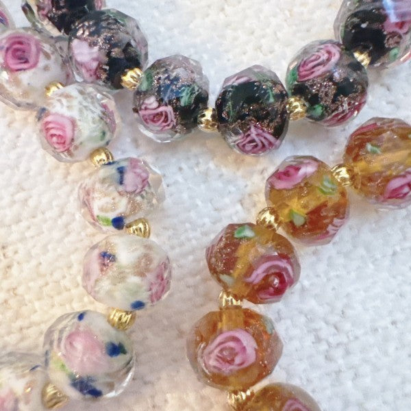 Vintage Rose Glass Bead Stretch Bracelet – Elegant