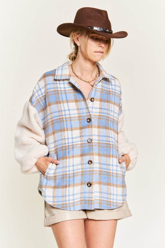 Multi plaid fuzzy sleeve jacket JJO1023