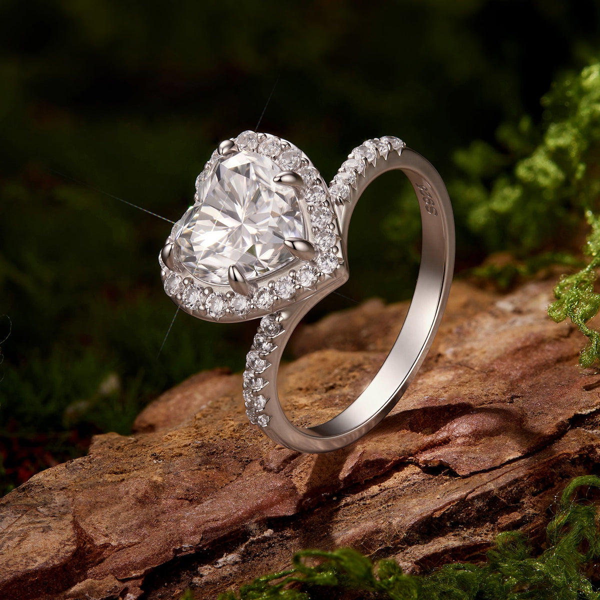 925 Sterling Silver White Gold Plated 2ct Moissanite Heart Ring Size 6 for Women