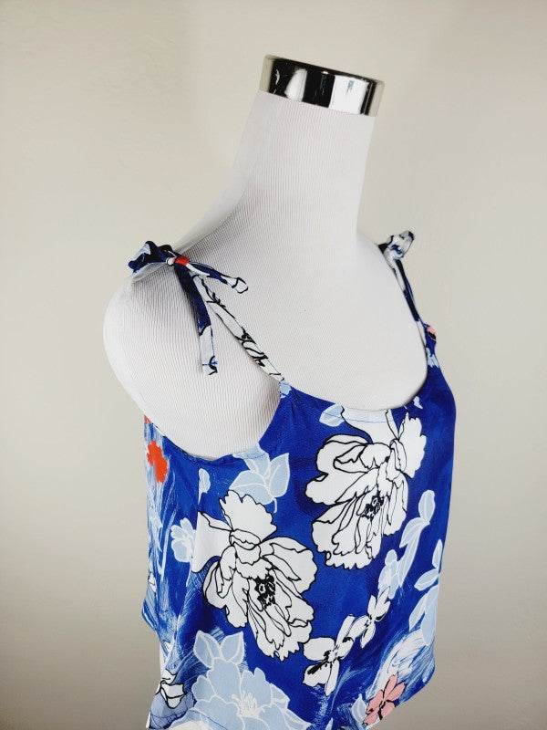 TANK TOP WITH ADJUSTABLE STRAPS