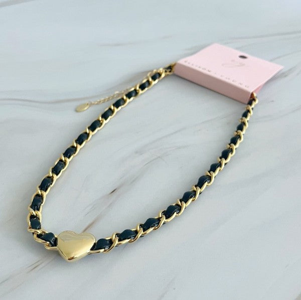 Edgy Heart Chain Choker Necklace
