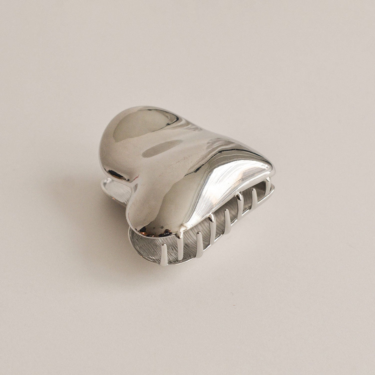 Heart-Shaped Hair Claw Clip | Silver