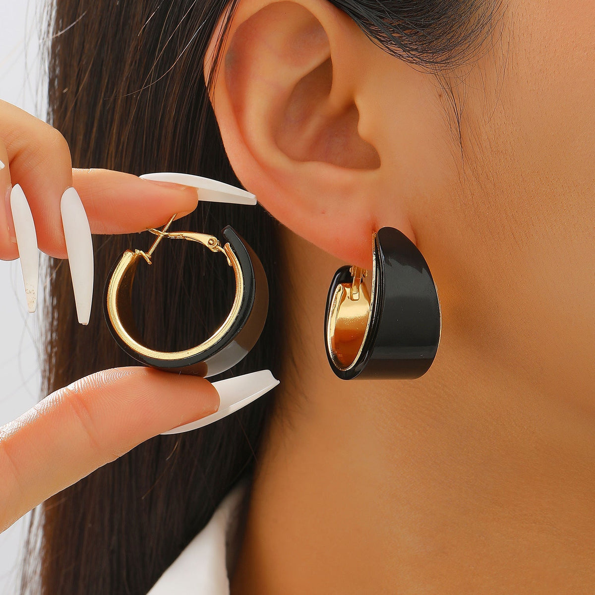 Elegant Wide C-Shaped Hoop Earrings